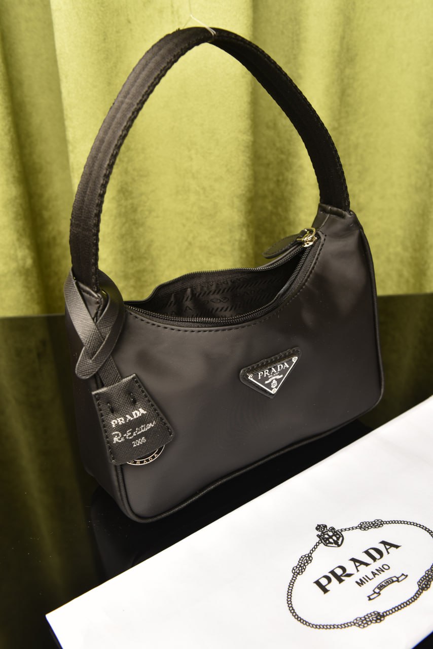 Mini sac Re-Edition 2000 en nylon