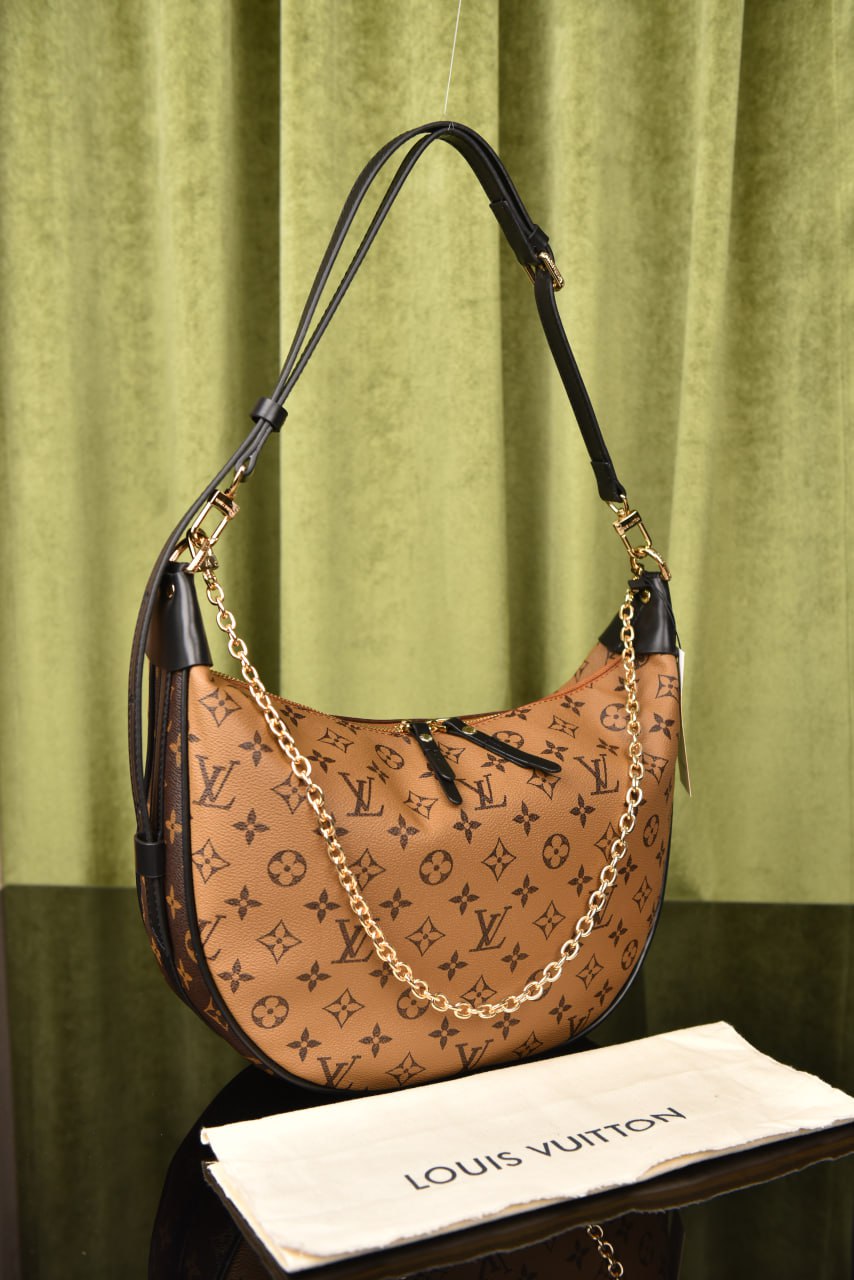 LVS- Loop Hobo Bag